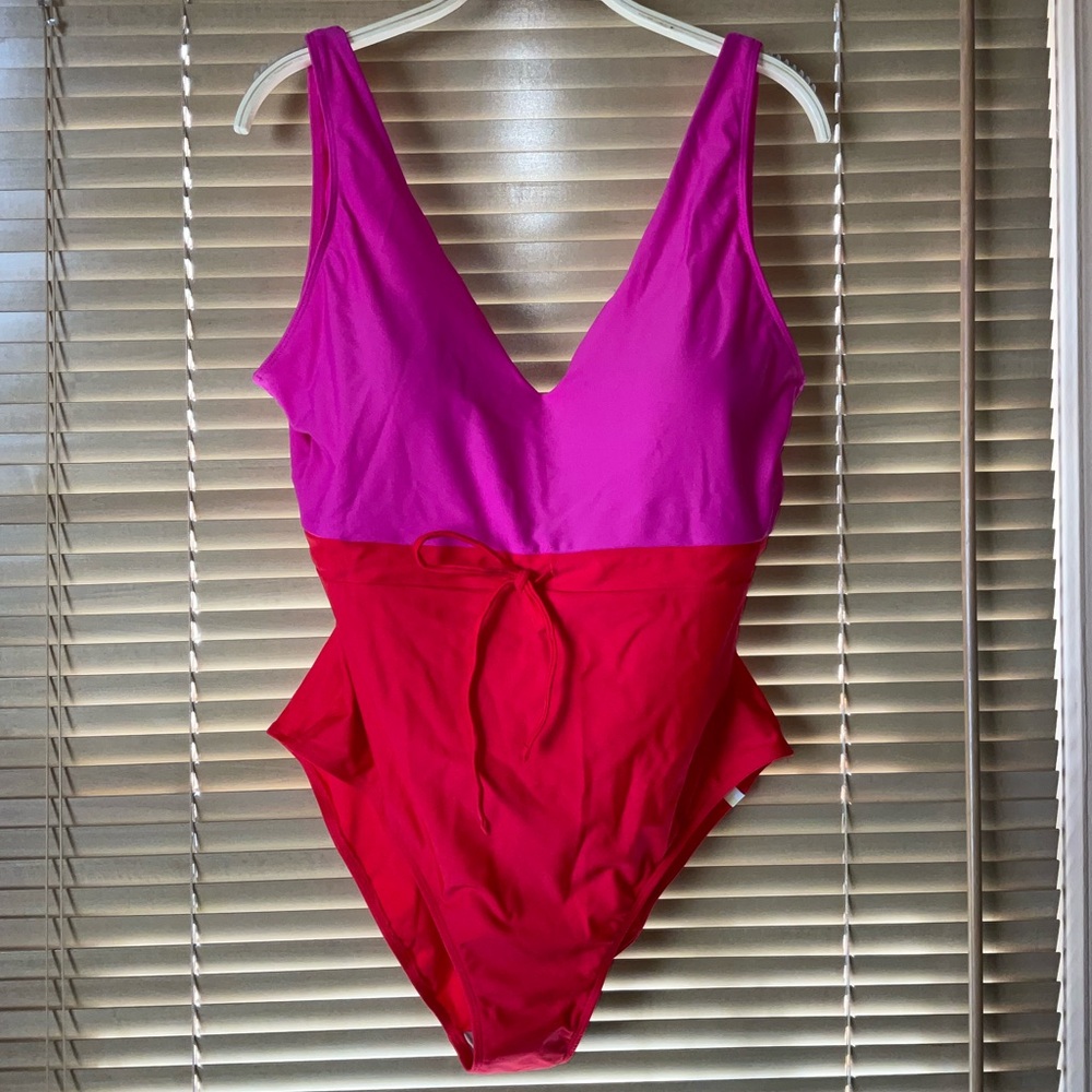 Summersalt womens the tie-waist backflip padded one piece